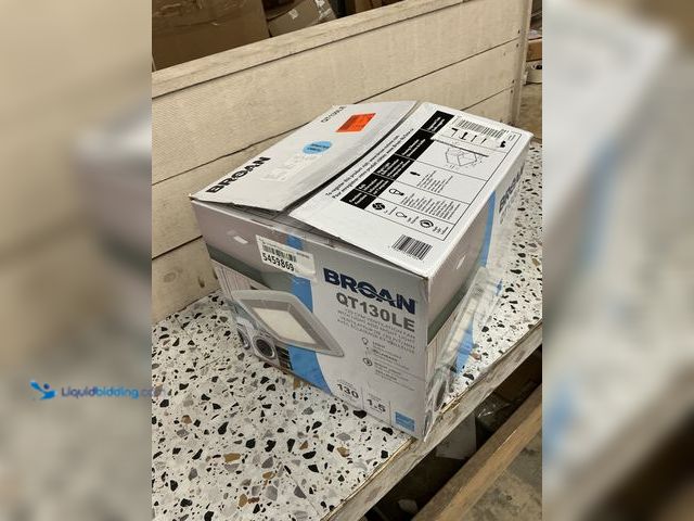 Lot 49-5459869 - Broan-NuTone QT Series Quiet 130 CFM Ceiling Bathroom Exhaust Fan with Light and Night Light, 1.5 So...