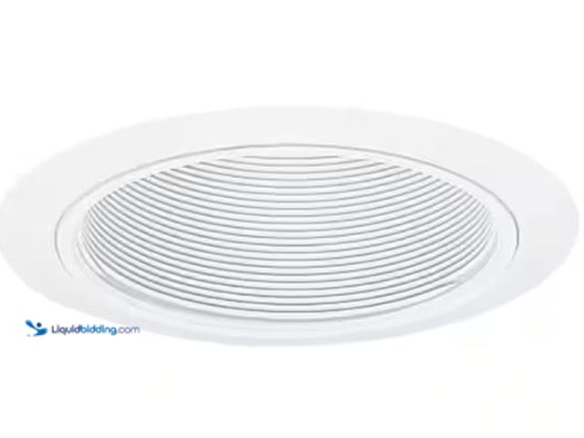 Lot 49-1624747 - Lot of (4) Juno Contractor Select 5 in. New Construction or Remodel Recessed Downlight Baffle Trim M...