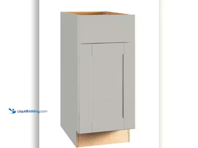 Lot 49-1513059 - Hampton Bay Shaker 15 in. W x 24 in. D x 34.5 in. H Assembled Base Kitchen Cabinet in Dove Gray with...