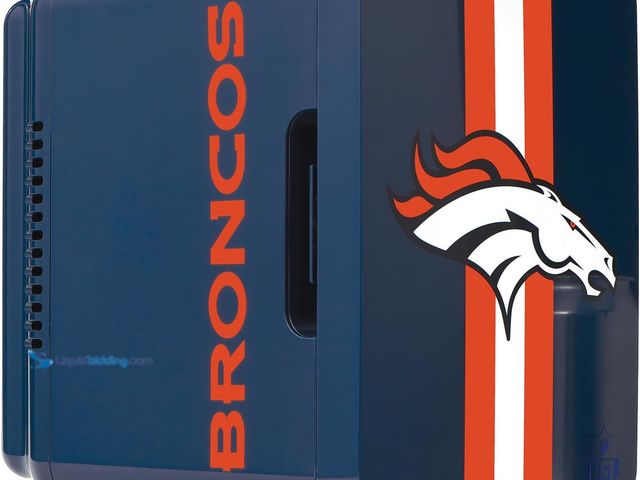 Lot 49-5476732 - NFL Denver Broncos 6-Can Mini Fridge – 4L Thermoelectric Cooler, AC/DC Powered. Model #B0DM9PSL3Z. U...