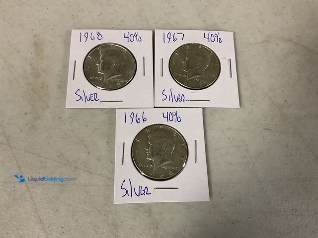 Lot 49-1505694 - LOT OF 3 40% SILVER KENNEDY HALF DOLLAR COINS INCLUDING 1968, 1967, AND 1966 #COINS1211