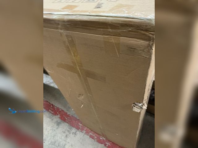 Lot 49-5487698 - White Computer Desk New