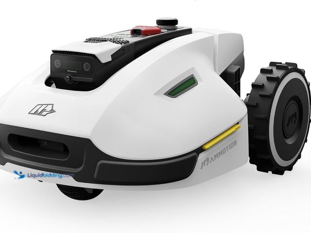 Lot 49-5432177 - YUKA 2000 Robot Lawn Mower with 4G, Reception 0.5 Acre,Max. 0.7 Acre, Ultrasense AI Vision & RTK. [M...