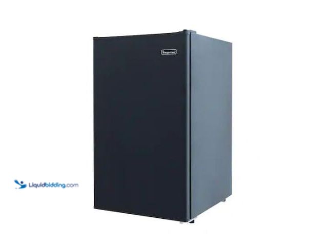 Lot 49-1549471 - Magic Chef 4.4 cu. ft. Mini Fridge in Black, Model # HMR440BE, Unused, Tested works.  Ref#HDPA1030