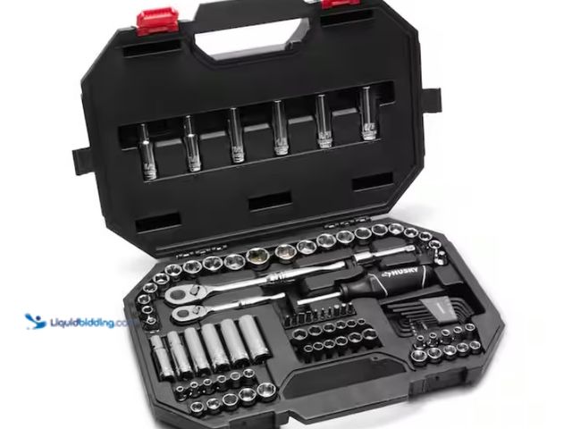 Lot 49-1567545 - (94-Piece) Husky Mechanics Tool Set, Includes 53 sockets, 37 accessories, 2 extensions, and 2 ratche...