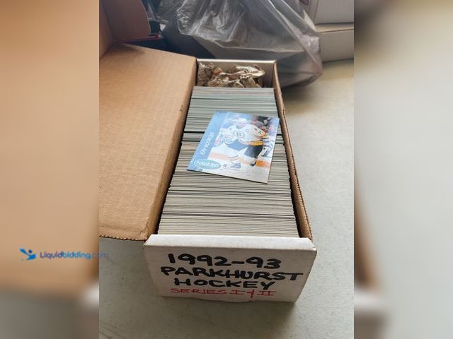 Lot 49-1804504 - 1992-93 PARKHURST HOCKEY SERIES I &amp; II