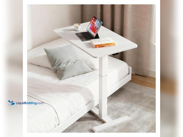 LiquidBidding - Lot 49-1556337 - 31.5Inch Bedside Table with Wheels ...