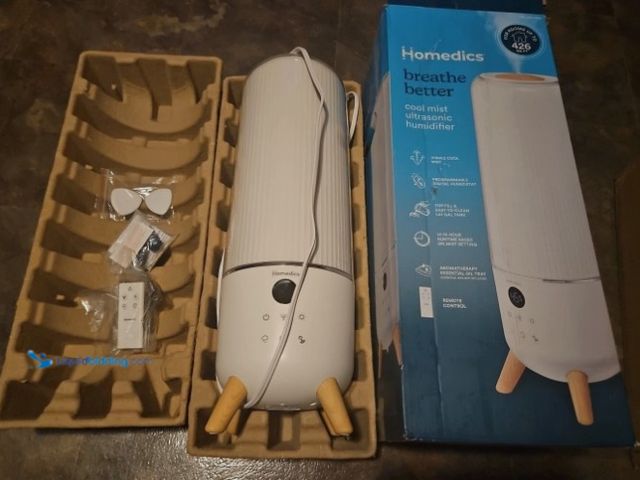 Lot 49-5542519 - HoMedics Ultrasonic Humidifier - Large Deluxe Air Humidifiers UHF-CMTF90 op box, Factory Sealed