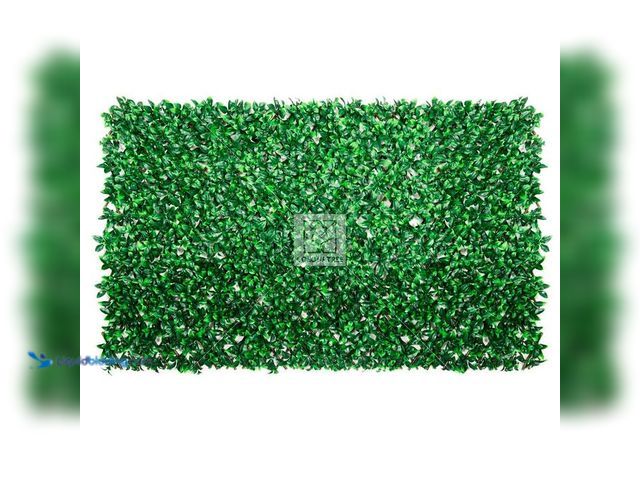 Lot 49-2024904 - COLOURTREE Artificial Expandable Gardenia Leaves Willow Trellis Privacy Fencing. Model # TBG3979-1. ...