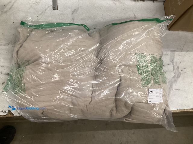 Lot 49-5551554 - Polyester Blanket for Bed (Light Brown), Unused