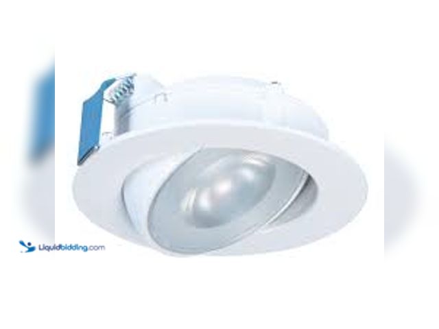 Lot 49-5483391 - HALO HLA 4 in. Color Selectable (2700K-5000K) Canless Recessed Narrow Beam Adjustable Gimbal Trim In...