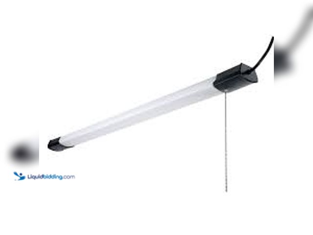 Lot 49-5489057 - Metalux SHP 46 in. 128-Watt Equivalent, 10000-Lumens Integrated LED, White Shop Light, 4000K CCT. Mo...