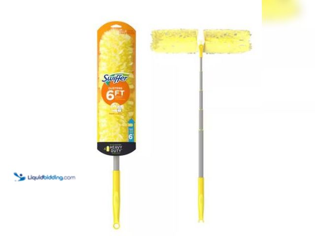 Lot 49-1517480 - (2) Swiffer Super Extendable Dusting Kit with Heavy Duty Refills (1-Handle, 4-Dusters)  Ref#HDPA0717