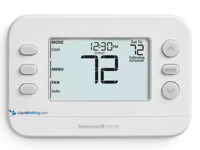 Lot 49-2006219 - Honeywell Home X2P Programmable Thermostat, Single-Stage, 1-Heat/1-Cool, 5-2 Day Schedule, Model # R...