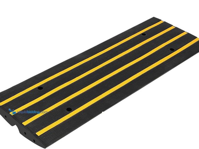 Lot 49-5453217 - 48" Rubber Curb Ramps,  Heavy Duty Low Profile Slope Ramps with Drainage Channels. [Model: B0FPLRTZX...