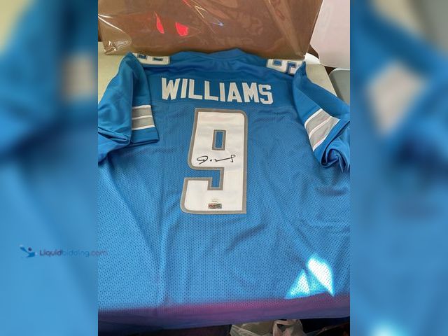 Lot 49-1811264 - COLLECTIBLE DETROIT LIONS JAMESON WILLIAMS AUTOGRAPHED STITCHED JERSEY WITH JSA COA