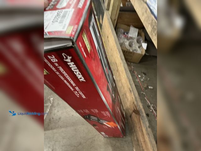 Lot 49-5546215 - 28 in. Tile Cutter with Tungsten Carbide Blade and Adjustable Gauge (bag included) Used
