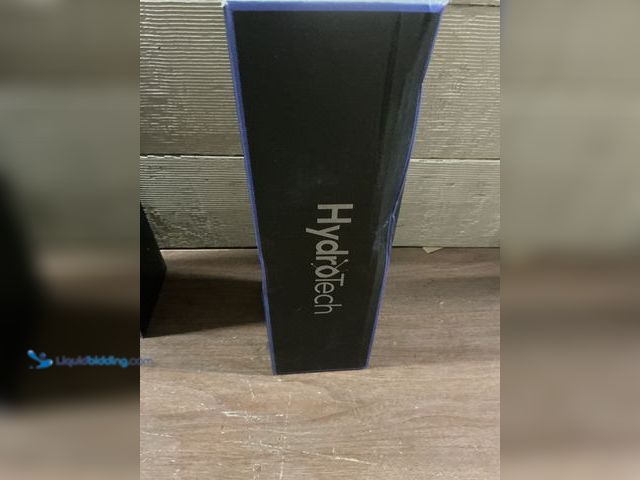 Lot 49-5484610 - HydroTech Stainless Steel Leak Proof Water Bottle with Double Wall Insulation and 2 Lids (Straw Lid)...