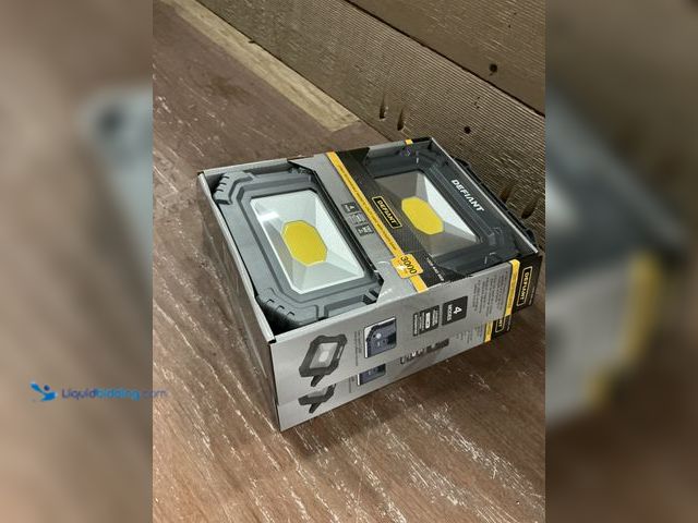 Lot 49-5464158 - Defiant
3000 Lumens Rechargeable Magnetic Utility Light With Power Bank (4-Pack) New