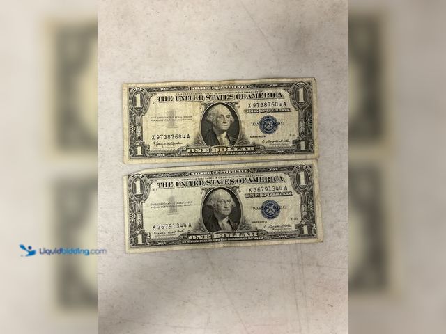 Lot 49-1505673 - LOT OF 2 BLUE SEAL UNITED STATES ONE DOLLAR SILVER CERTIFICATES INCLUDING 1957 A &amp; B #COINS1211