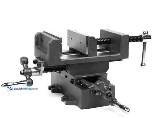 Lot 49-2004634 - WEN 4.25 in. Compound Cross Slide Industrial Strength Benchtop and Drill Press Vise, Model #CV414, S...