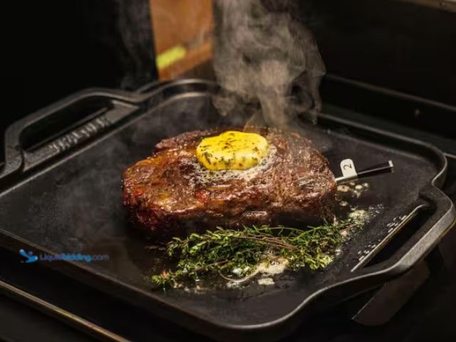 Lot 49-1574423 - Traeger Induction Cast Iron Skillet, Designed for optimal use with Traeger Induction Cooktop, Model ...