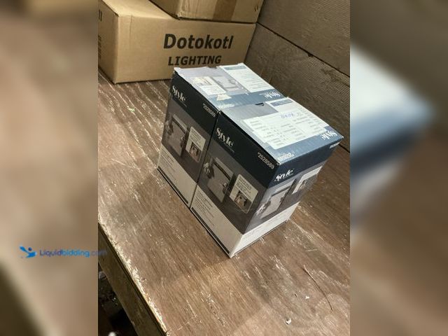 Lot 49-5477781 - Style Selections 6.25-in 1-Light Polished Chrome Transitional Vanity Light (2pack) New