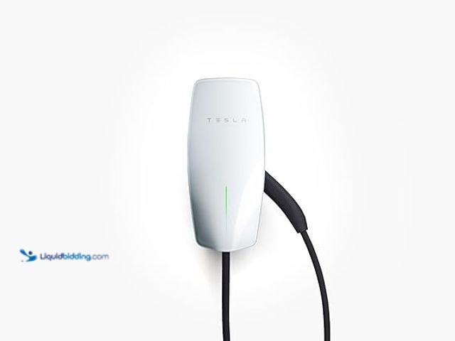 Lot 49-3482666 - Tesla Wall Connector - Electric Vehicle (EV) Charger - Level 2 - up to 48A with 24' Cable Model #B0B...