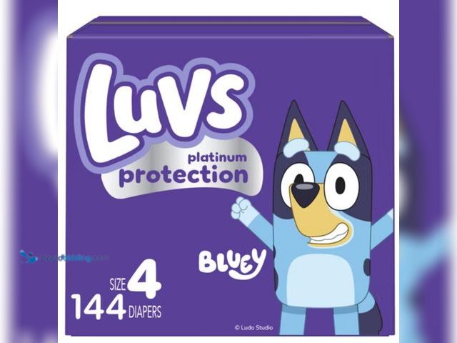 Lot 49-3564709 - Luvs Pro Level Leak Protection Diapers Giant Pack - Size 4 - 144ct, Unused.