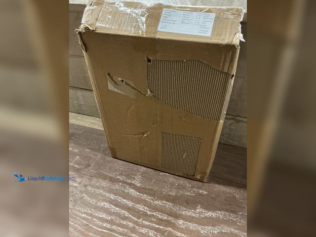 Lot 49-5487690 - Outdoor Heated Cat House Unused