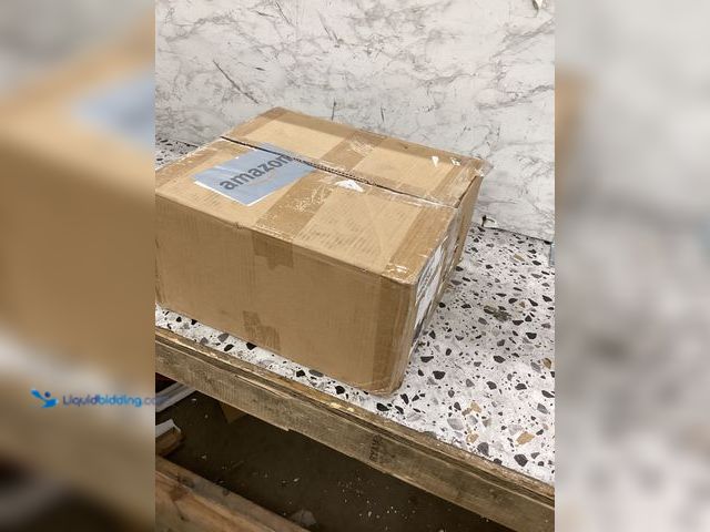 Lot 49-5460890 - Dumbell Set. Item is Unused