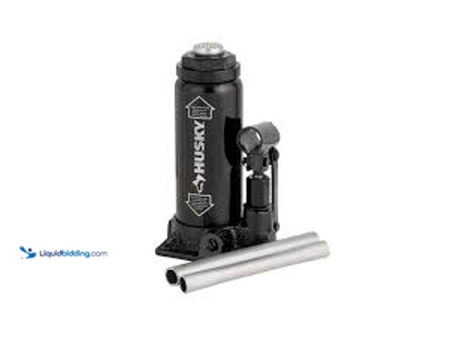 Lot 49-5483615 - Husky 6-Ton Hydraulic Bottle Car Jack. Model # HPL6B. Used