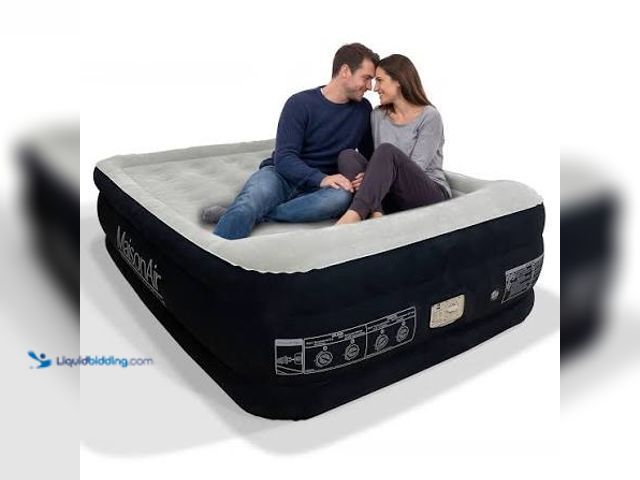Lot 49-5551747 - Air Mattress (Black) Unused with bag