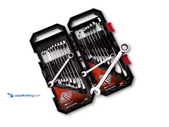 Lot 49-1579060 - Husky 72-Tooth Ratcheting SAE/MM Combination Wrench Set (20-Piece) Model # HRW20PCFOLD, Unused, Miss...