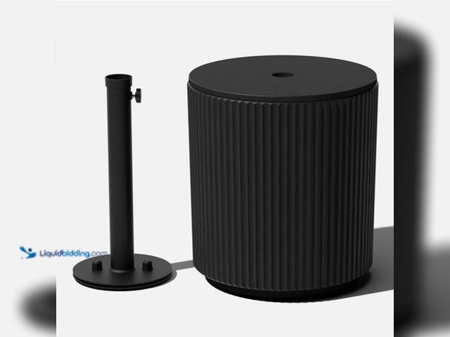 Lot 49-5553563 - Veradek Round Black Plastic 20 in. Height Outdoor Shade Side Table Model # SHDEVDMB-N NEW.