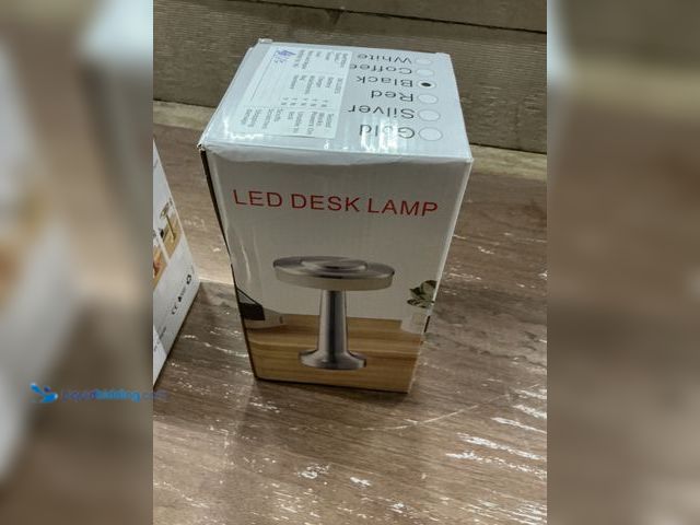Lot 49-3532426 - LED Desk Lamp New