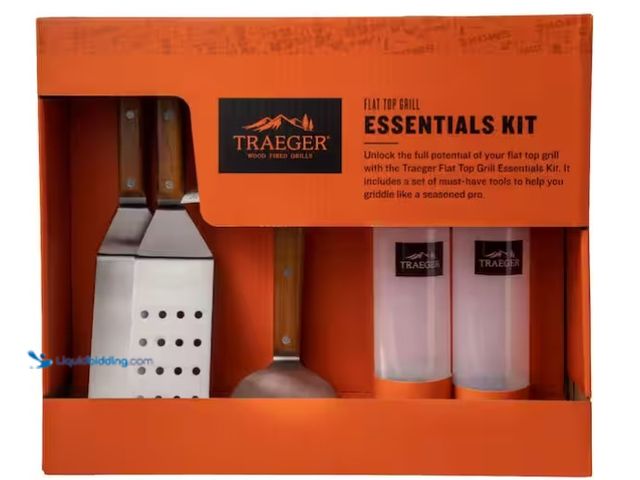 Lot 49-1575408 - Traeger 5-Piece Flat Top Griddle Tool Set with Wooden Handles, Model # BAC733, Unused  Ref#ASRHD0130