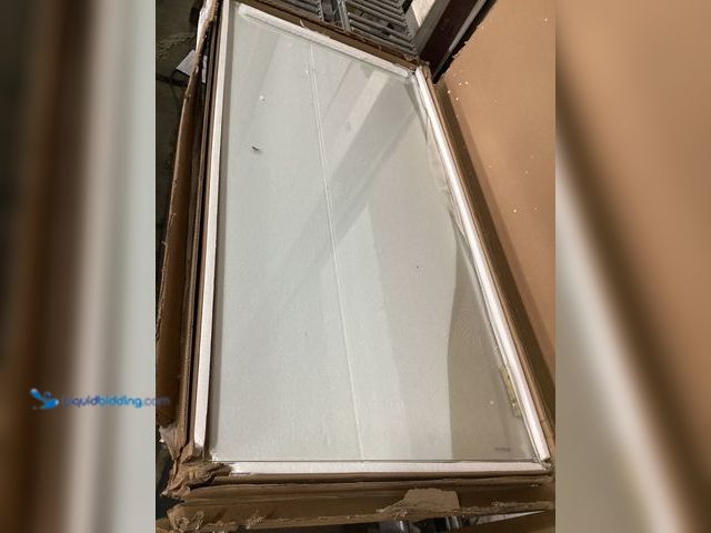 Lot 49-3617656 - 2-Ft x 4-Ft Clear Tempered Glass Panel - New   Ref#CRS0730