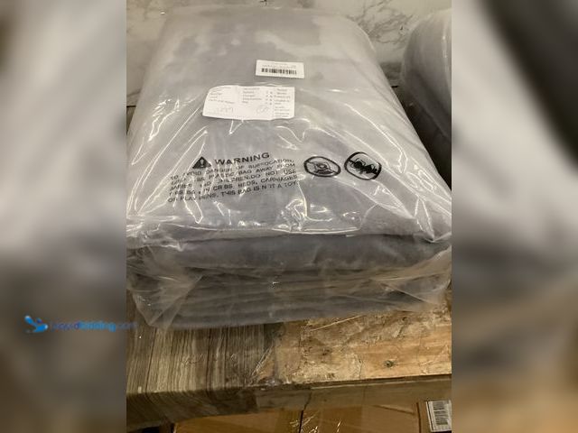 Lot 49-5407791 - Carvapet Edaner Area rug, light grey 5' x 9' unused