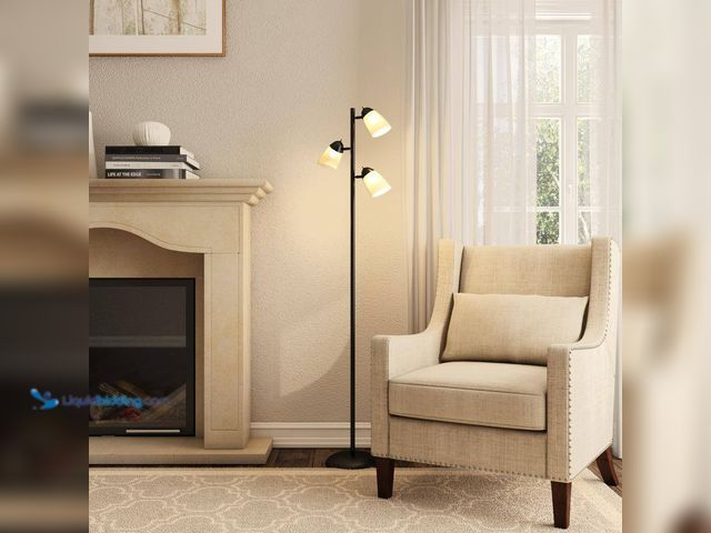 Lot 49-5449573 - Hampton Bay
1000046387- 64.5 in. Black Track Tree Floor Lamp (attachments included) (unable to test...