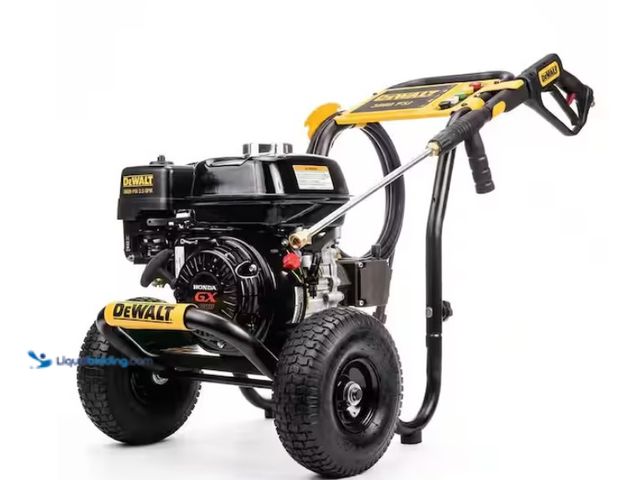 Lot 49-1622431 - DEWALT 3600 PSI 2.5 GPM Gas Pressure Washer with Honda GX200 Engine, Heavy-Duty Commercial Cold Wate...