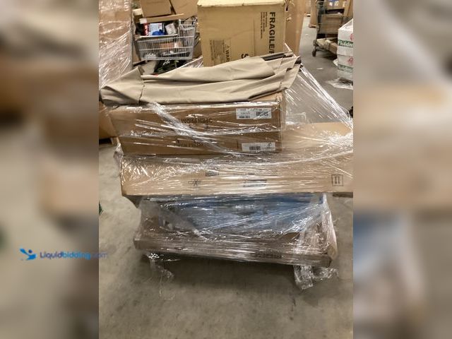 Lot 49-5441182 - Salvage Pallet - IMPORTANT: Please note that the condition of this lot is SALVAGE. Salvage assets ar...