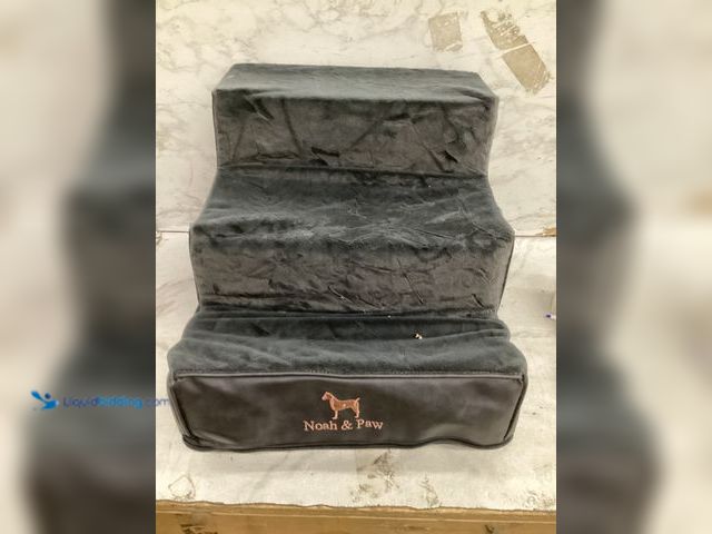 Lot 49-5551723 - Foam Pet Stairs for Furniture (Black) Unused