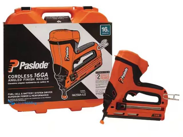 Lot 49-1632041 - Paslode Lithium-Ion Battery 16-Gauge Angled Cordless Finished Air Tool Nailer Model: 916200 Slightly...