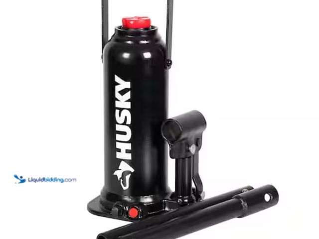 Lot 49-1631282 - Husky 8 Ton Bottle Jack, Model # HPL8BW-ZDT-TH, Unused, Has attachments, Unable to test.  Ref#BIN062...