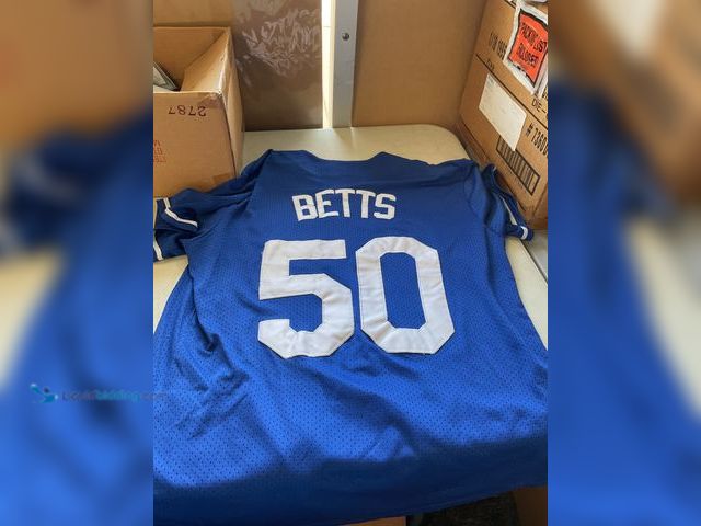 Lot 49-5350490 - Other VERY NICE PRE-OWNED DODGERS MOOKIE BETTS COOPERSTOWN COLLECTION BASEBALL JERSEY STITCHED SIZE ...