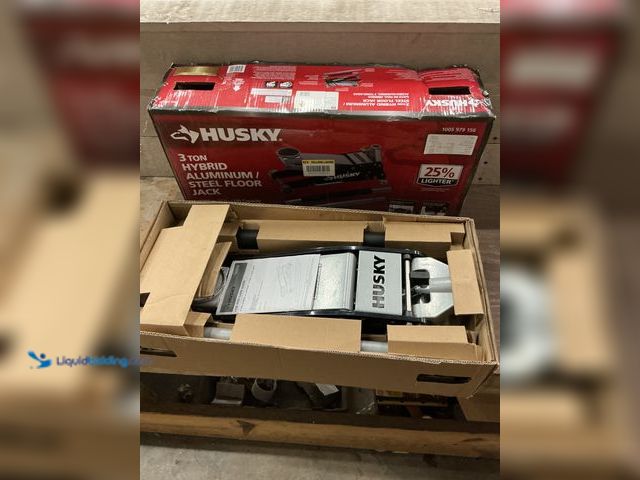 Lot 49-3528463 - Husky
3-Ton Aluminum/Steel Floor Jack (attachments included) Used