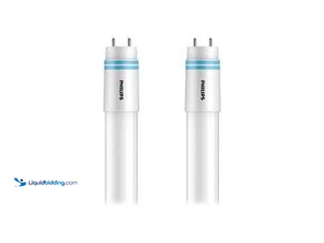 Lot 49-3538948 - QTY 2 - Philips 32W T8/40W T12 Equivalent 4 ft. Type A Linear Universal Fit Cool White LED Tube Ligh...