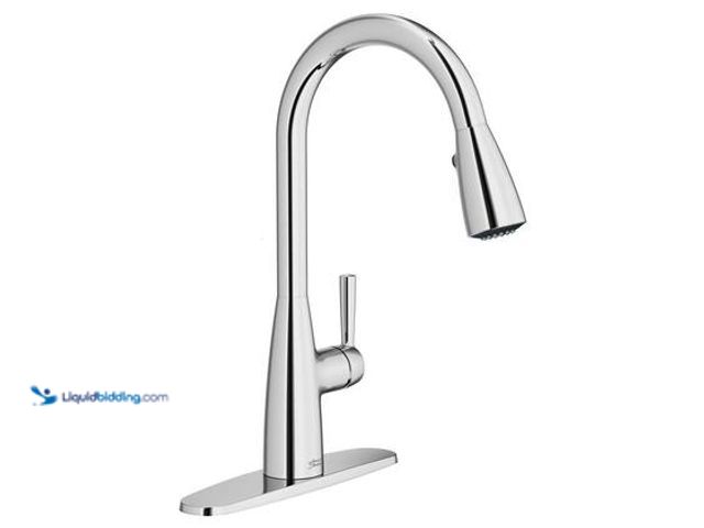Lot 49-5539896 - American Standard Fairbury 2S Single-Handle Pull-Down Sprayer Kitchen Faucet in Polished Chrome. Mod...