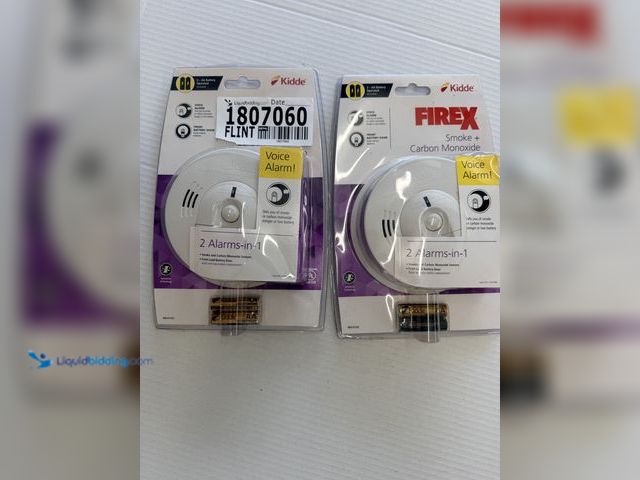 Lot 49-1807060 - Kidde / Firex
Smoke Alarm and Carbon Monoxide 
2 pack / Brand New / Never Used